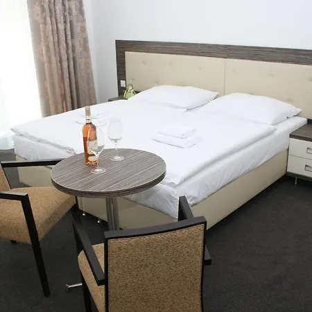 Malta 4*